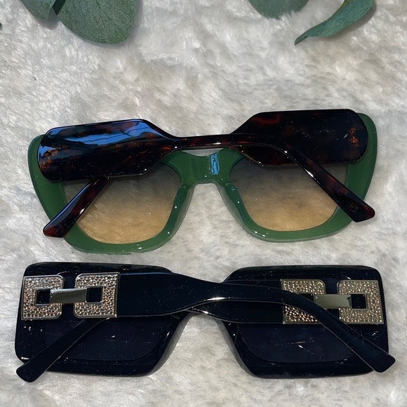 Chic Green and Black Sunglasses by [Brand] - Picture 9 of 10